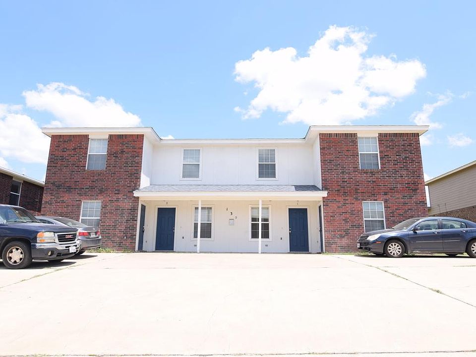 1st image of 139 Ryan Cir Unit C