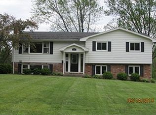 715 Country Club Ln, Ashland, OH 44805