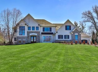 5305 Graves Rd, Cincinnati, OH 45243