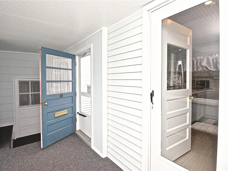 139 Coggeshall Ave — Photo 44