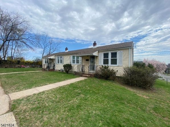 15 Claverack Rd