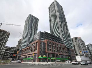 430 Square One Dr #2604, Mississauga, ON L5B 0E2