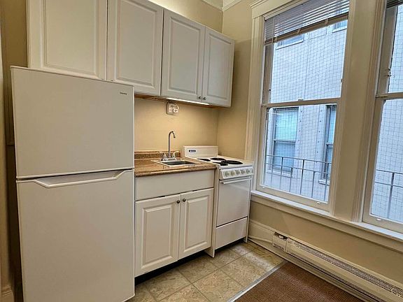 2nd image of 513 Bush St APT 47