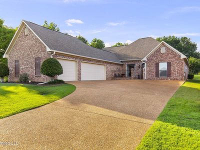 606 Clubhouse Dr, Pearl, MS, 39208