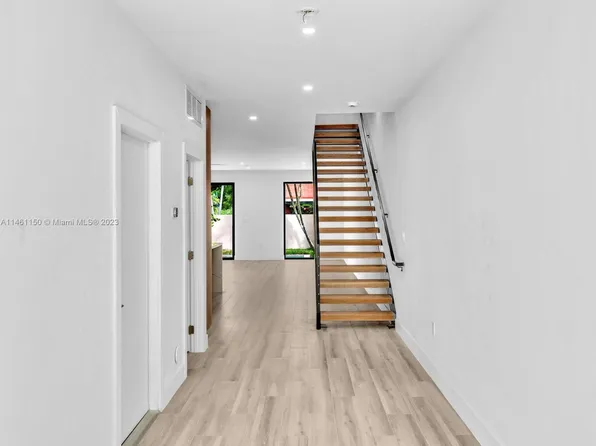 1381 SW 22nd Ter, Miami, FL 33145