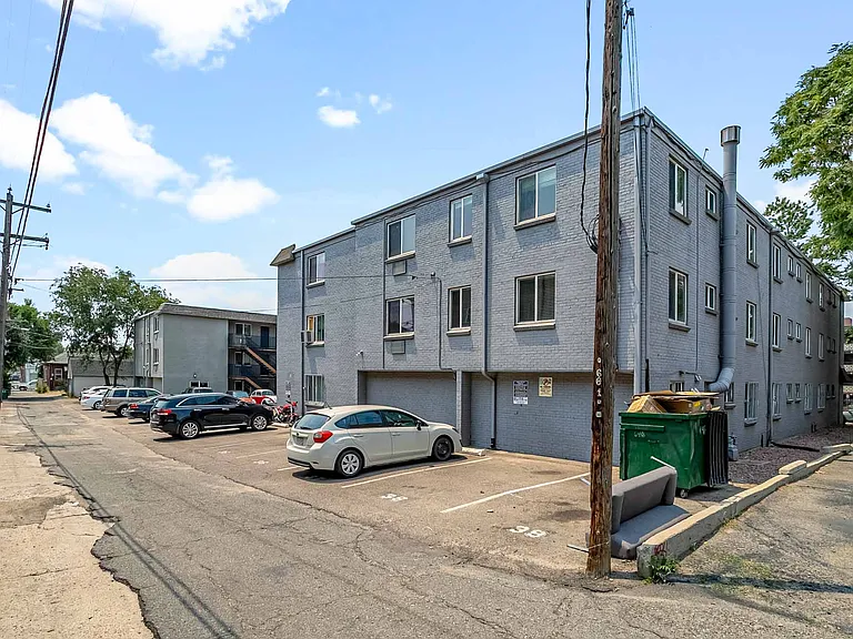 Pearl Apartments — Photo 22
