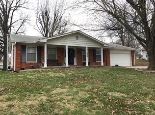 602 S 12th Ter, Savannah, MO 64485