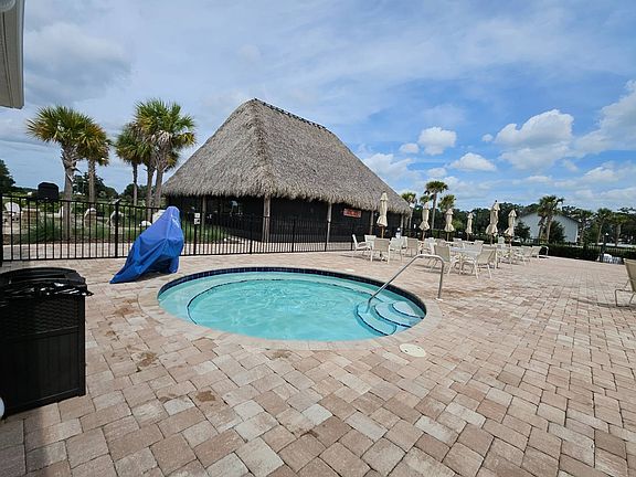 3rd image of 4318 NW 29th St #4318