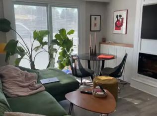 735 Cypress Ave #3, Oshawa, ON L1H2X2