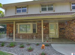 1405 S 136th St, Omaha, NE 68144