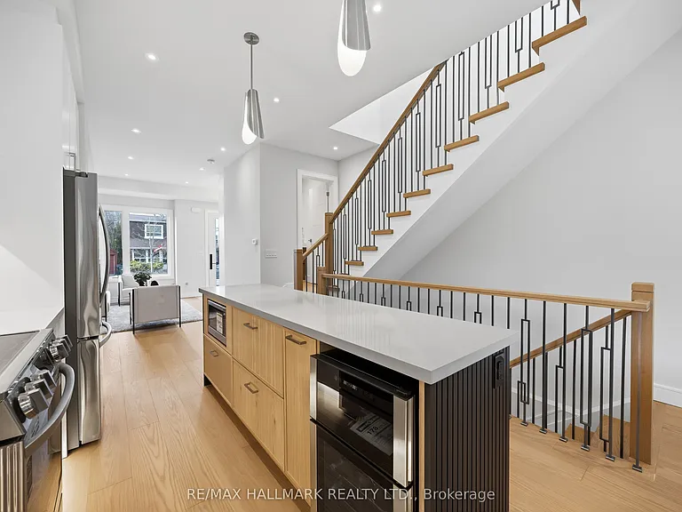 3A Linton Ave — Photo 9