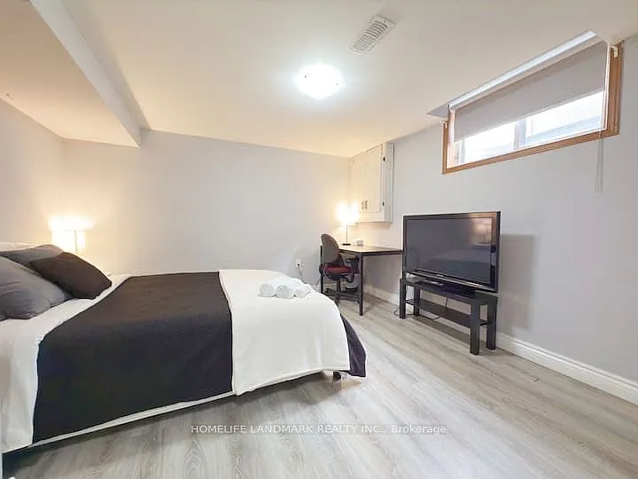 81 United Sq #BASEMENT — Photo 13