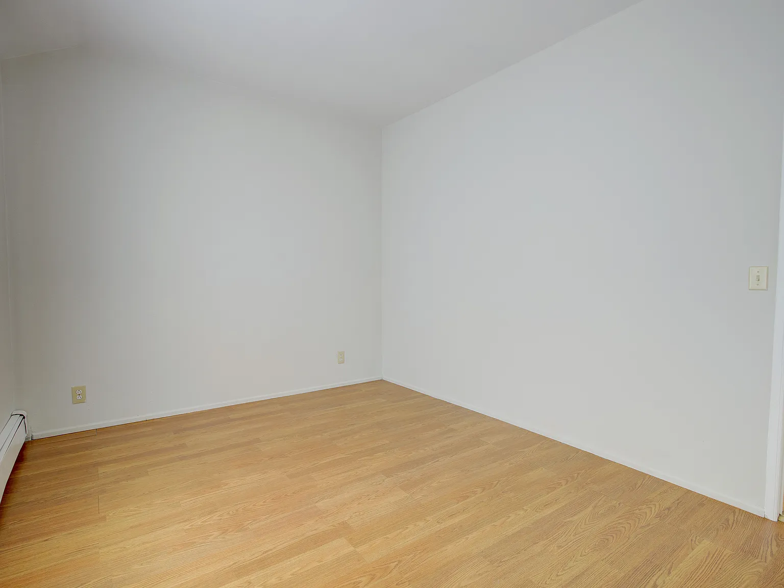 75 Indiana Ave — Photo 4