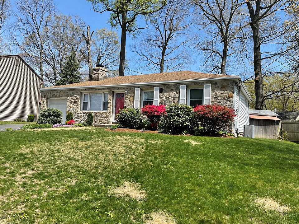 Front exterior view (newly seeded lawn)