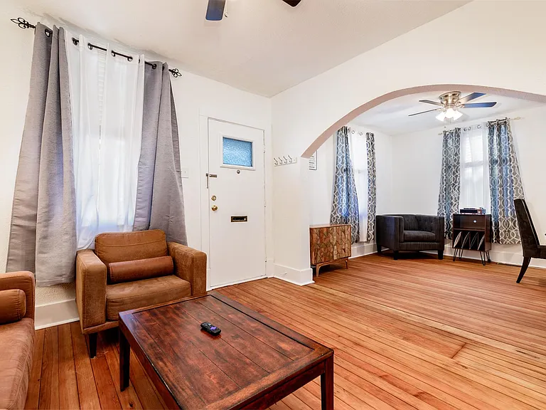 1304 Dammert Ave — Photo 8