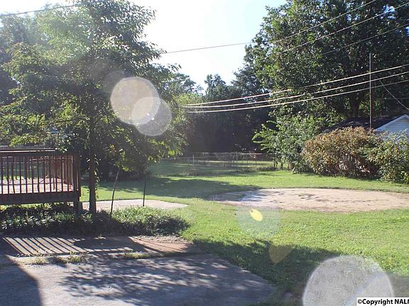 4th image of 4300 Holmes Ave W