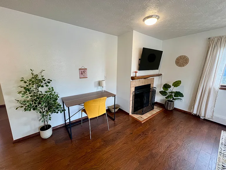 1230 Balfour Dr #2 — Photo 3