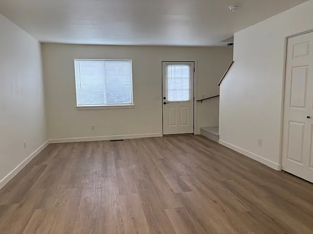 2 bed, 1.5 bath, $2,000 — Photo 3