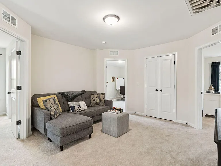 6530 Pepper Grass Trl — Photo 31