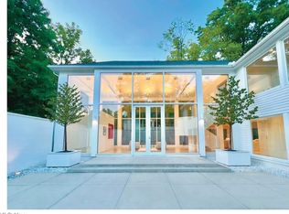 34115 Fairmount Blvd, Hunting Valley, OH 44022