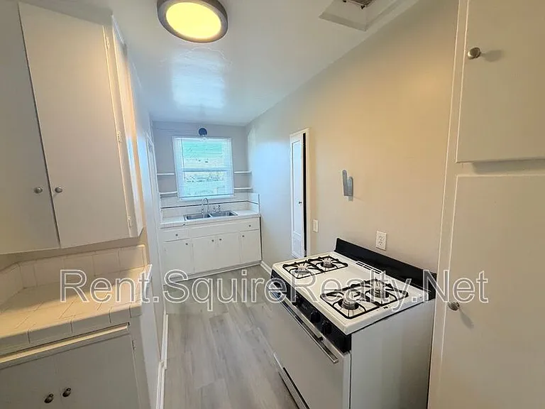 901 N San Gabriel Ave #2 — Photo 6