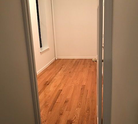 4th image of 98 Charlton St APT 6