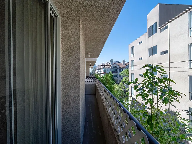 553StAn — Photo 14