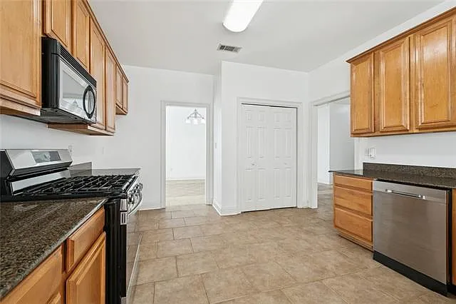 3829 Augustine Ln — Photo 6