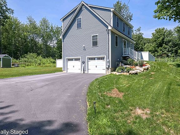 3rd image of 5 Laura Drive