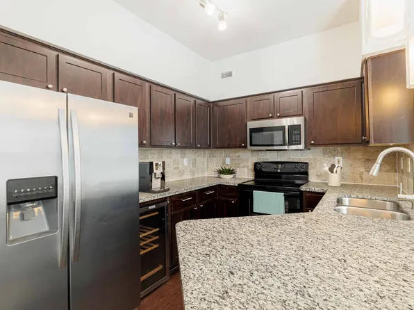 Plaza at the Medical Center