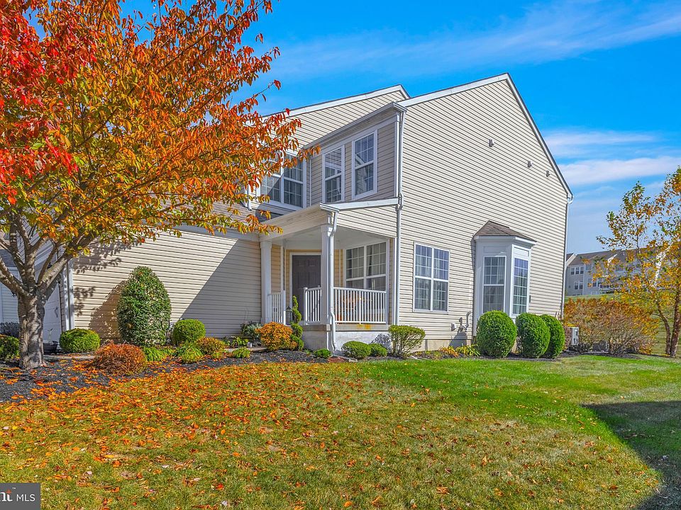 1st image of 298 N Caldwell Cir