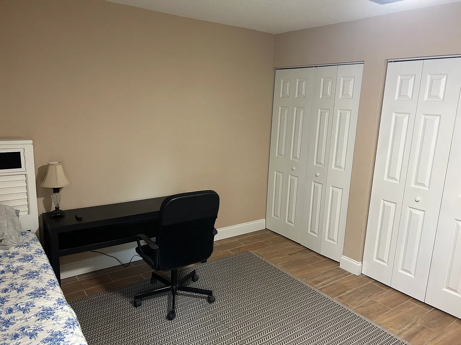 4 bed, 2020 sqft, $800 — Photo 3