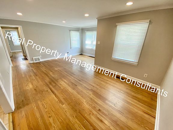 5th image of 5006 W 51st St