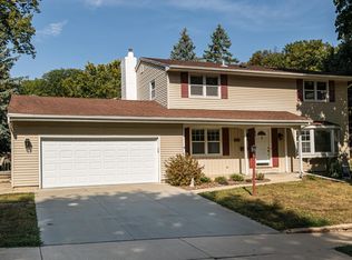 2119 Valkyrie Dr NW, Rochester, MN 55901