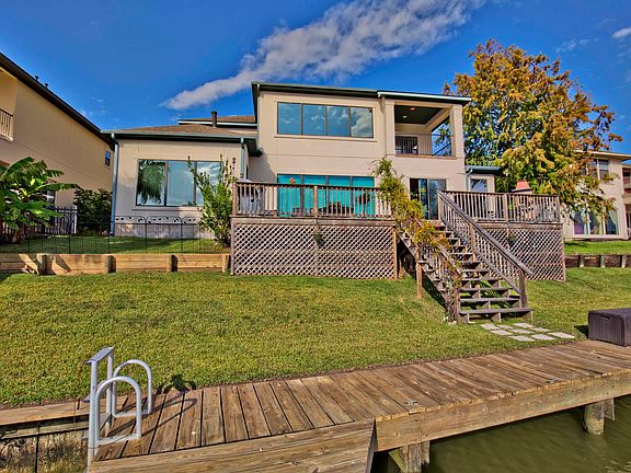 5th image of 2318 Acadiana Ln