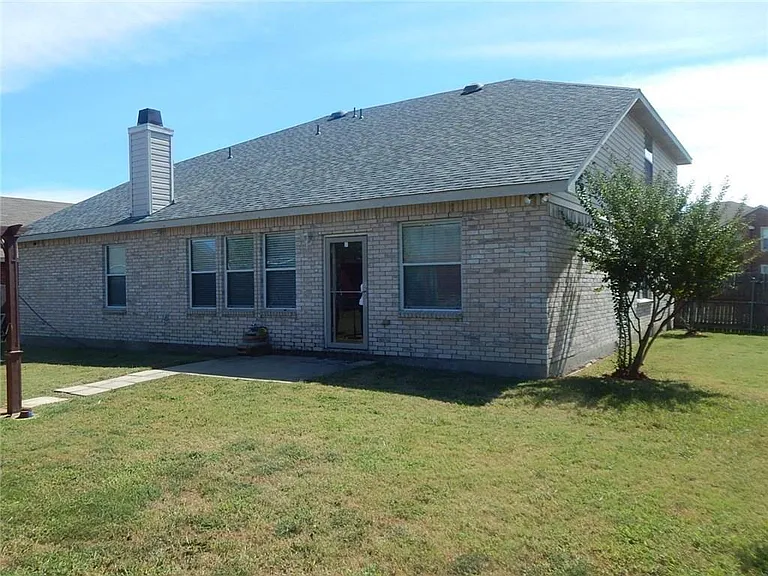 2152 Zion Hl — Photo 5