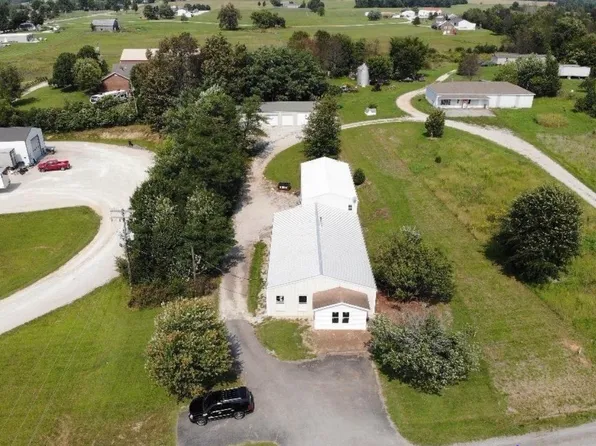 9280 Sonora Rd, Sonora, KY 42776