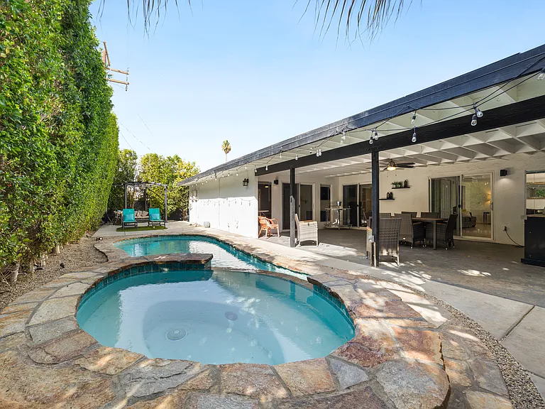 931 S Paseo Caroleta — Photo 15
