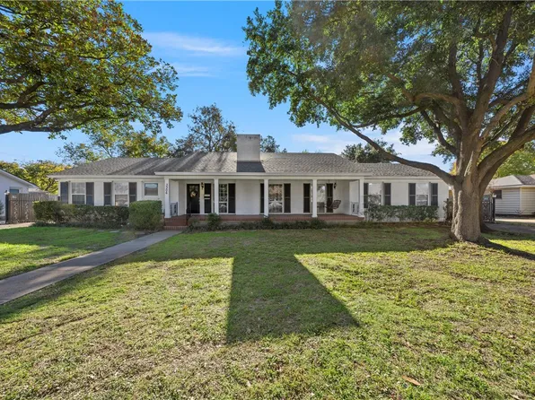 3306 Lake Heights Dr, Waco, TX 76708
