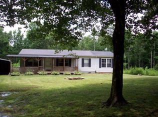 305 Locust Ridge Rd, Woodlawn, VA 24381