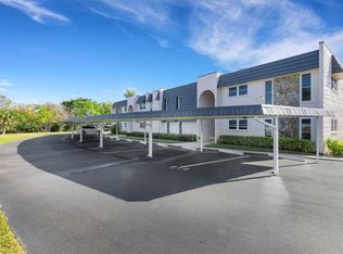 212 Fernwood Cir #212, Seminole, FL 33777