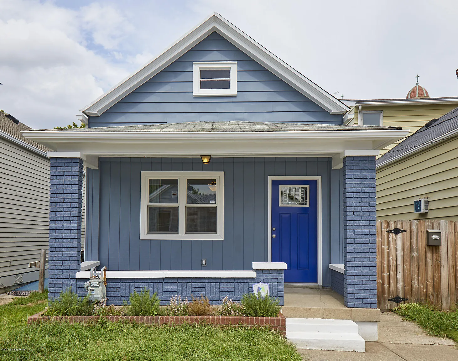 1129 E Saint Catherine St photo 1