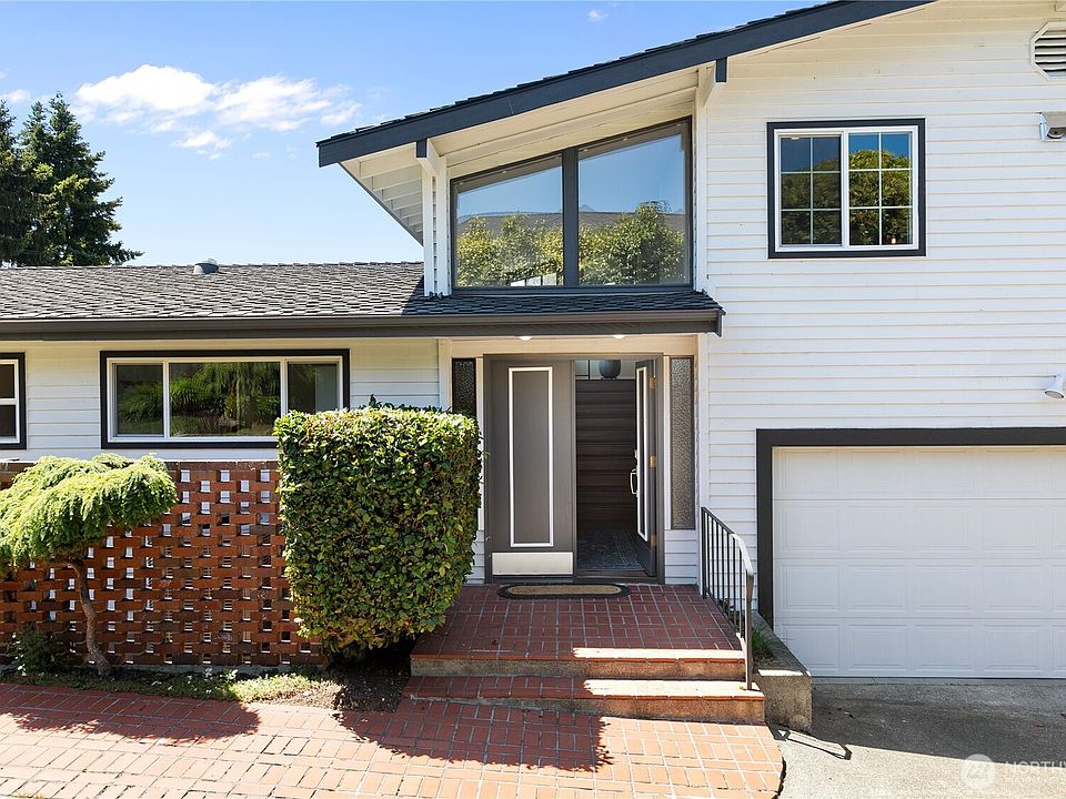 洋書 Hometown Almamac&Directory 18645 2nd Avenue SW, Normandy Park, WA 98166 | Zillow