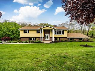 7618 Grant Rd, Coopersburg, PA 18036