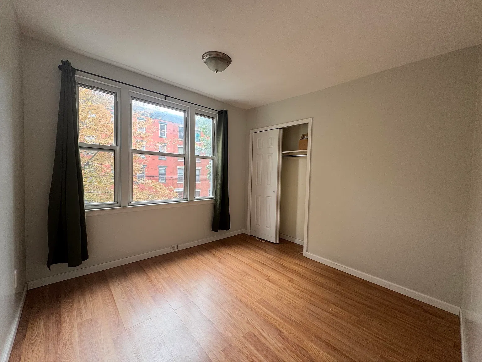 2 bed, 1.0 bath, $2,650 — Photo 4