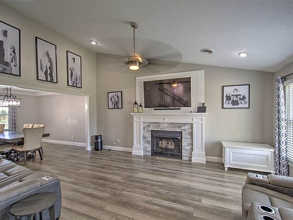 5th image of 42 View Cir