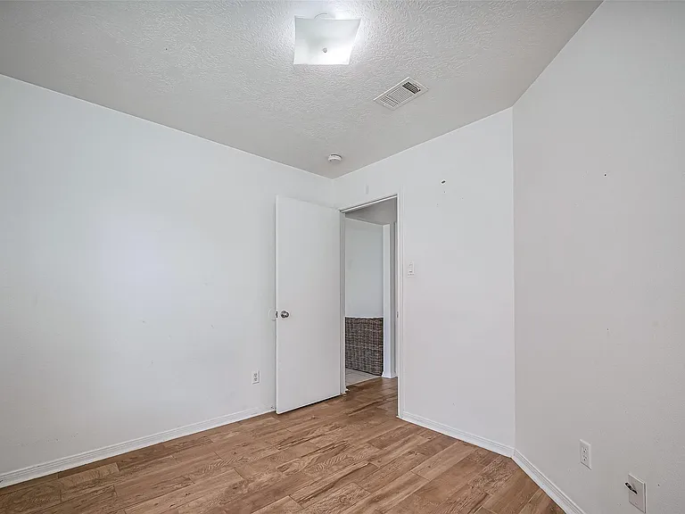 17046 Applecross Ln — Photo 16