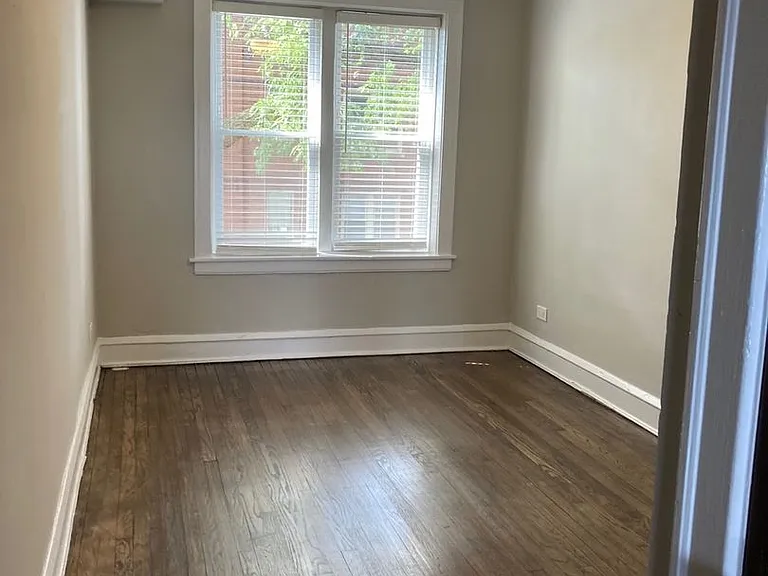 1501-1503 N Kolin 4316 4322 W — Photo 6