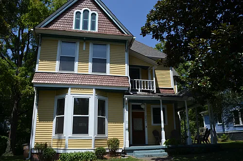 2041 Washington Ave #1 Photo 1