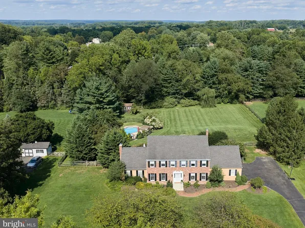 3173 Antler Dr, Doylestown, PA 18902
